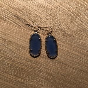 Periwinkle Elle drop earrings in gold